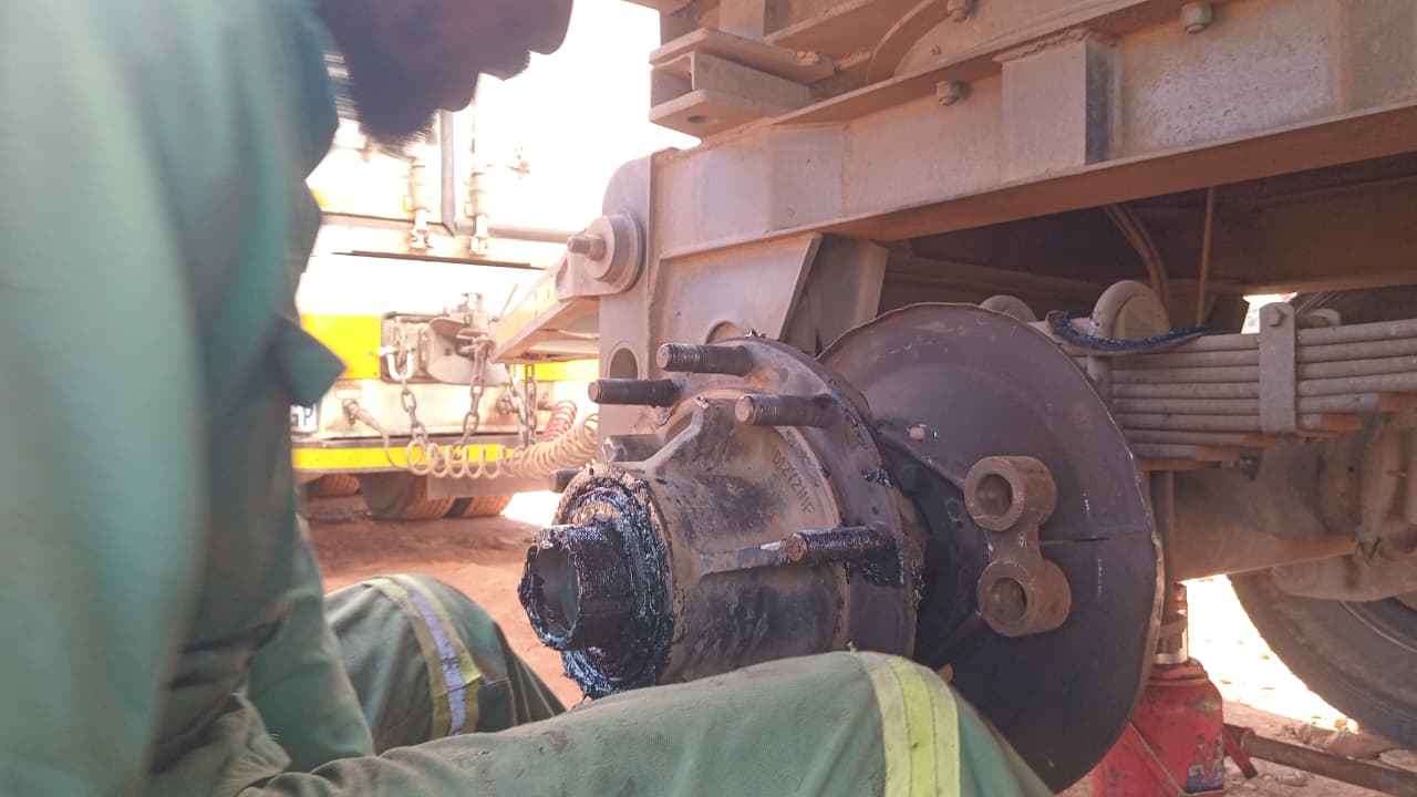 Vehicle wheel service